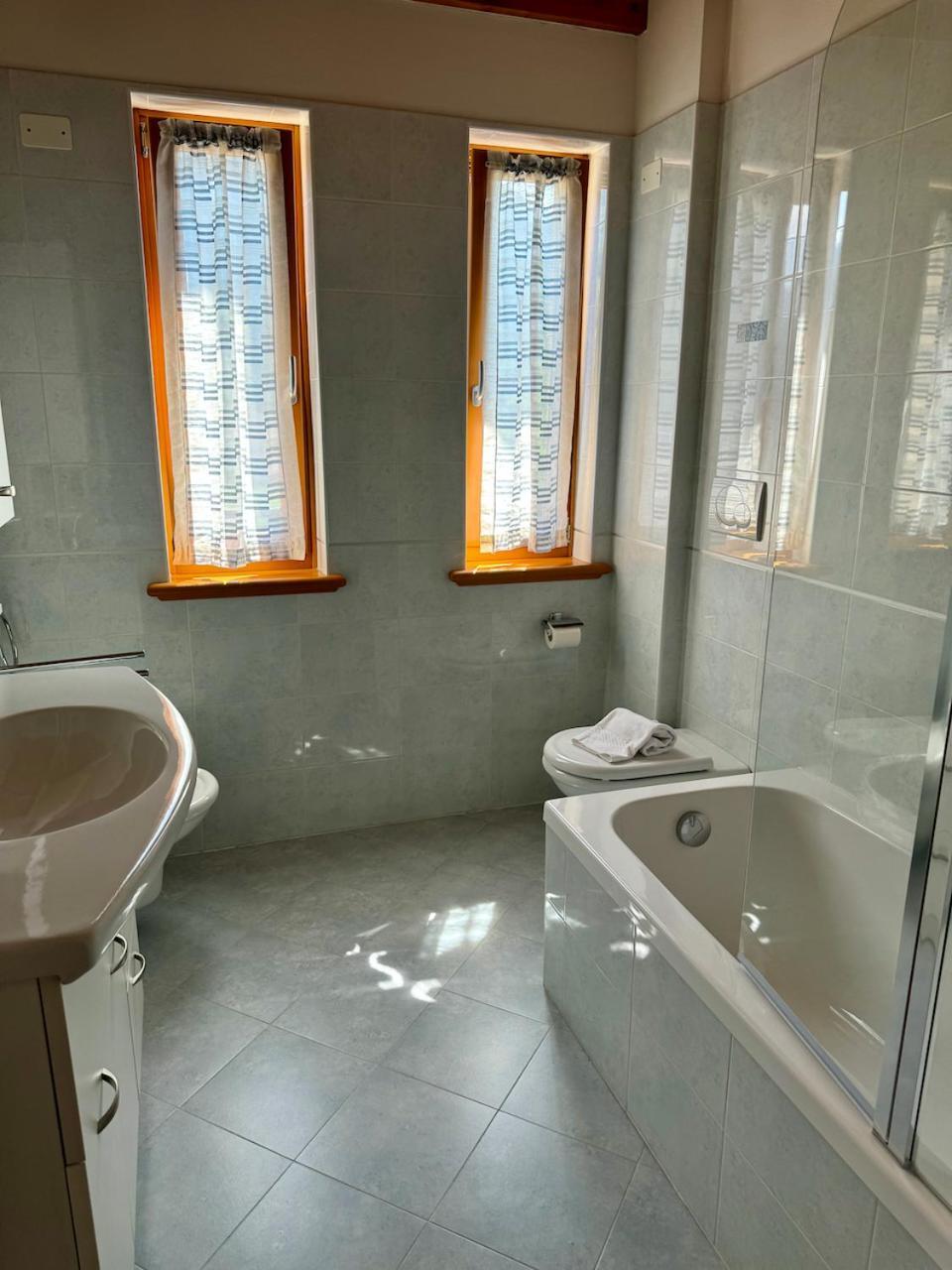 Ai Fol 6 - Stazione E Centro Apartment Feltre Luaran gambar