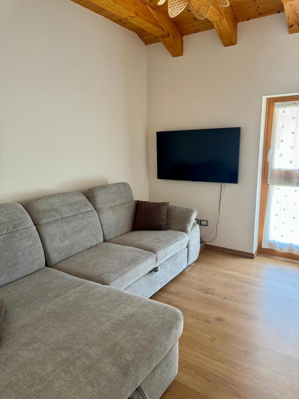 Ai Fol 6 - Stazione E Centro Apartment Feltre Luaran gambar